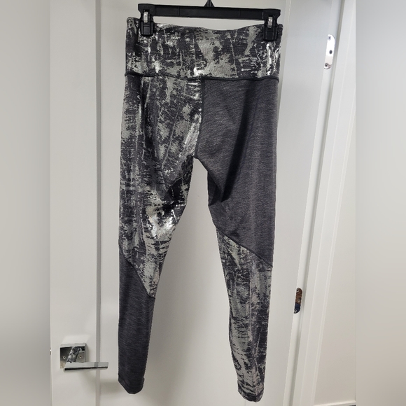 Lululemon Wunder Under 8 silver gray - Picture 2 of 4